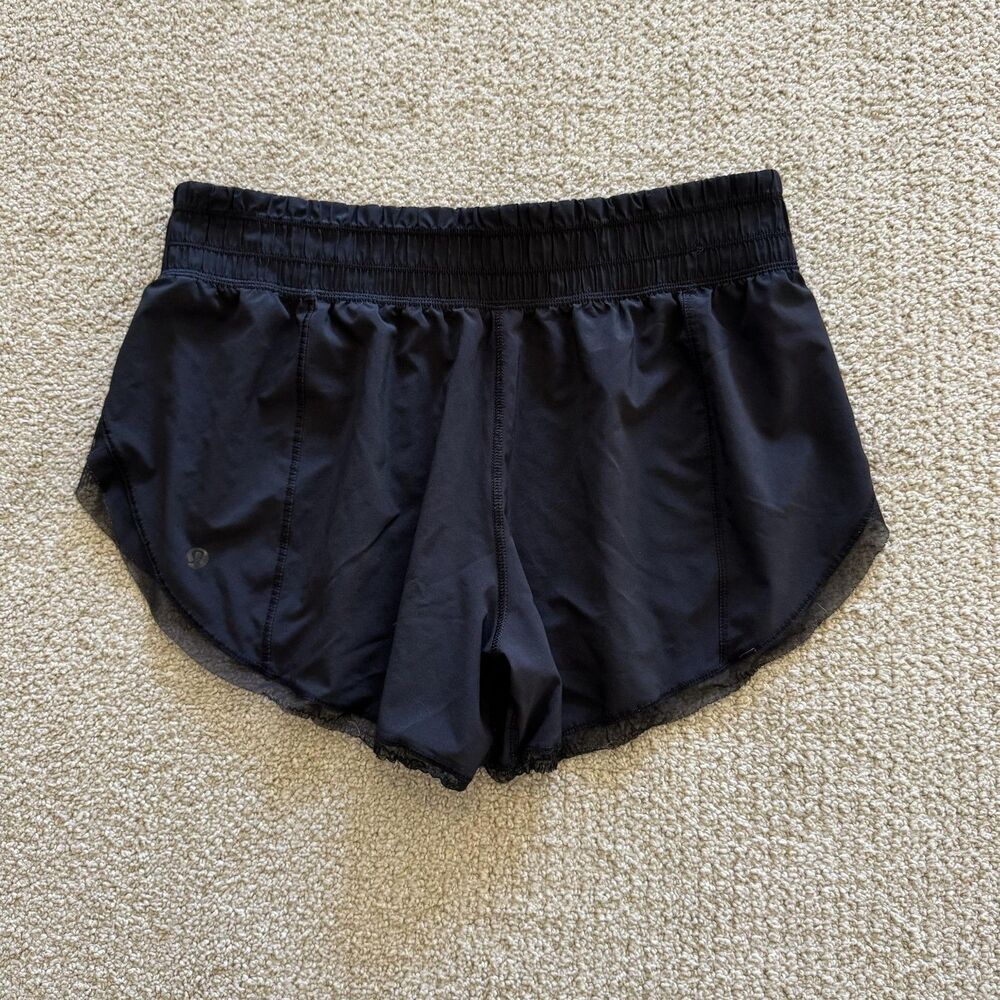 Lululemon Running Shorts Womens 8 Black 3in Lined Elastic Waist Lightweight
